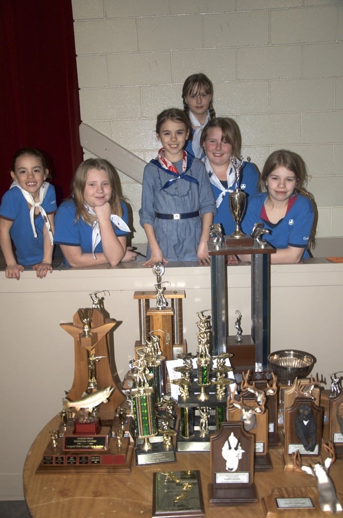 Revelstoke Girl Guides handled the dishes and admired the trophies. Photo: Aaron Orlando/Revelstoke Mountaineer