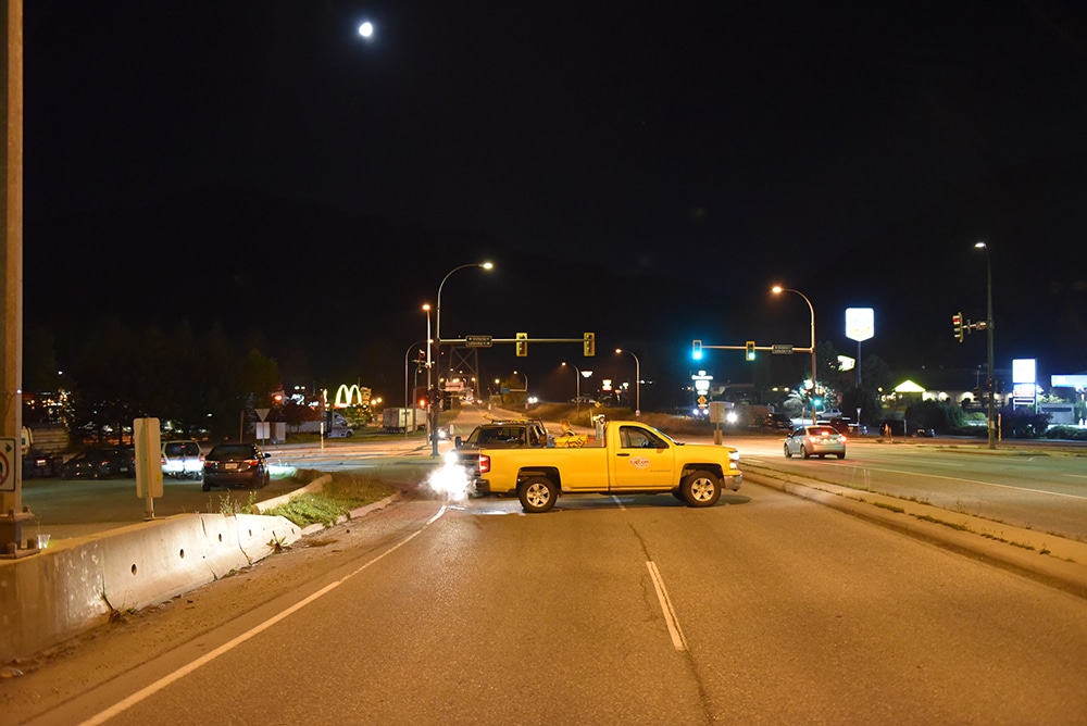 Eastbound traffic blocked at the intersection of Victoria Road and the Trans-Canada. Photo: Aaron Orlando/Revelstoke Mountaineer