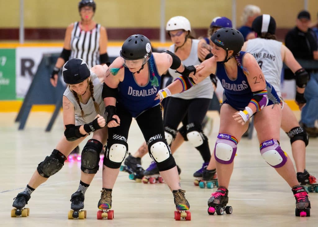 Roller derby game play