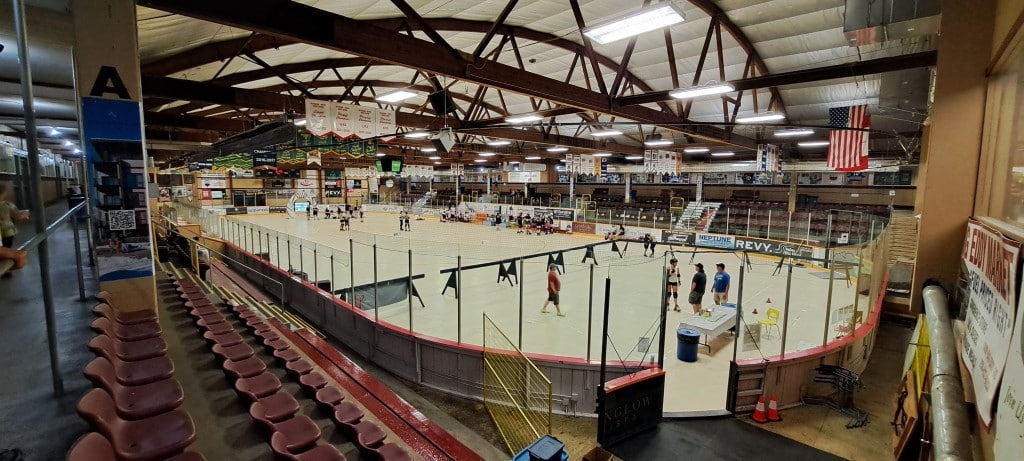 Wide shot of Revelstoke Forum with aging ceiling and facility amenities. It will be replaced by the Revelstoke Multipurpose Facility
